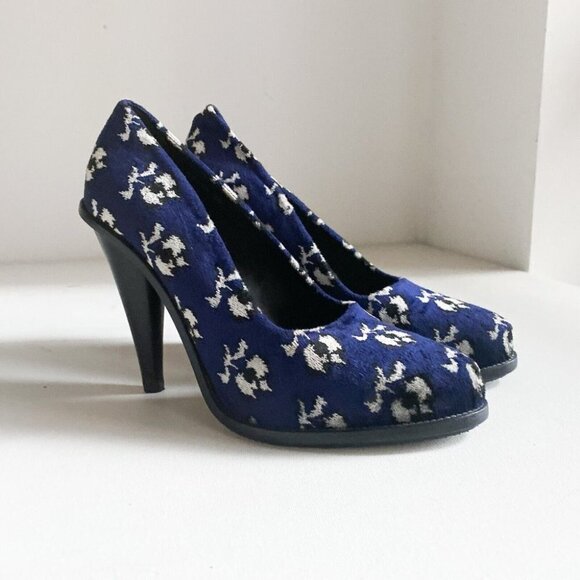 Opening Ceremony Blue Floral  Velvet Hidden Platform Heels 39 - Picture 1 of 9